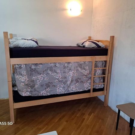 Alpi Hostel Skopje Eksteriør billede